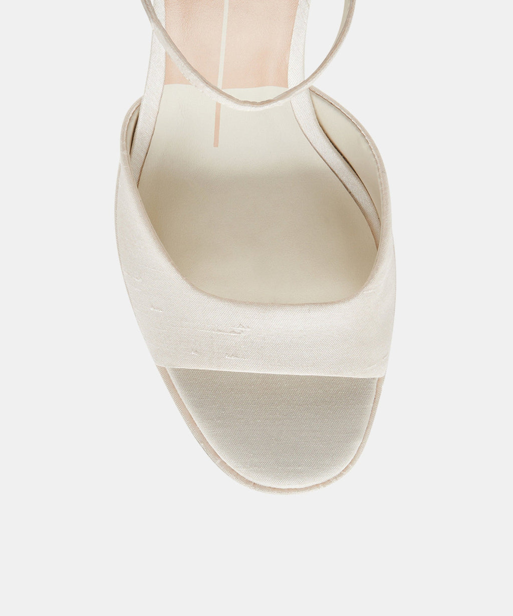 PANDRO WIDE HEELS WHITE SATIN