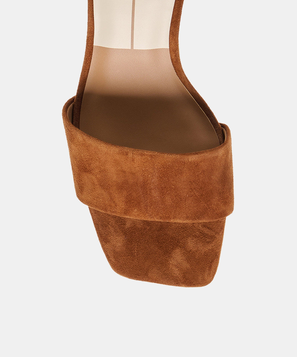 QAILY WIDE WEDGES BROWN SUEDE
