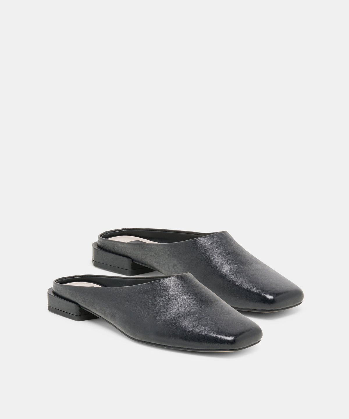MACLYN FLATS BLACK LEATHER