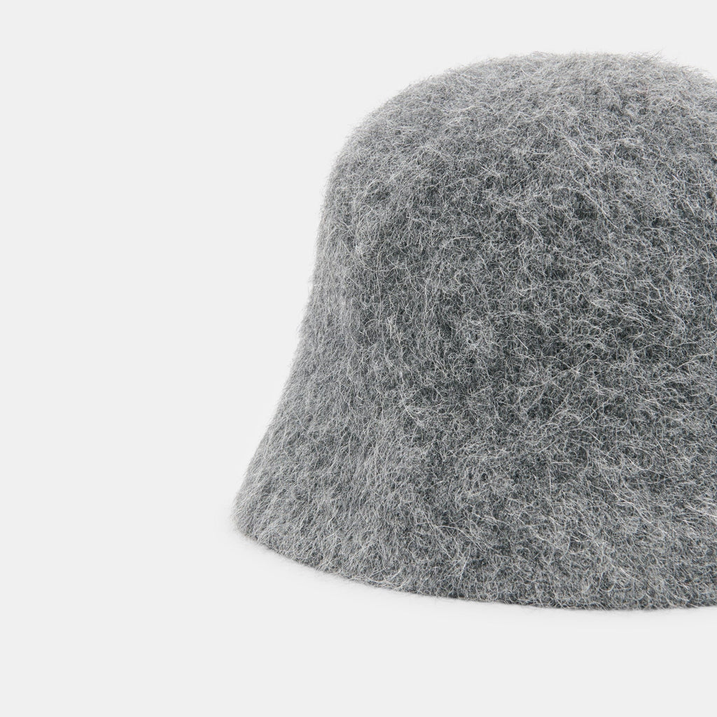 EYELASH BUCKET HAT DARK HEATHER GREY